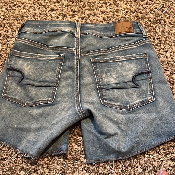 Shorts - Picture 2 of 3